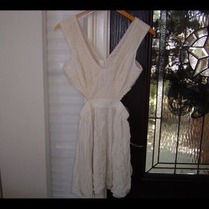 Gianni Bini boho dress with button back.